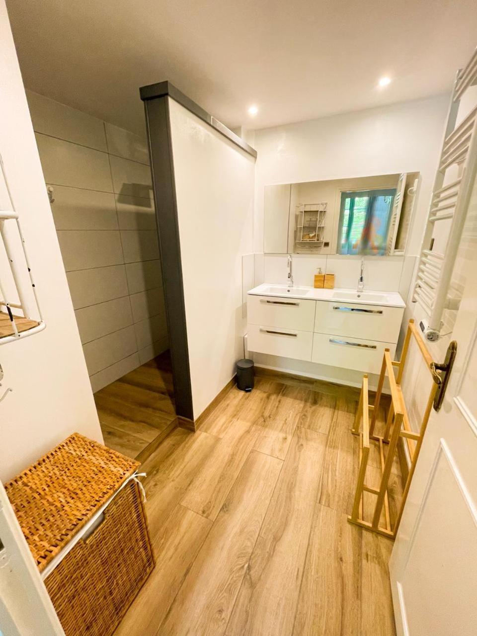 Appartement Bellevue Du Ventoux Montbrun-les-Bains Ngoại thất bức ảnh